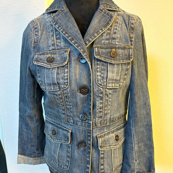 Nautica Denim Jean Fitted Women's Button-down Jacket in Size Medium - Picture 1 of 6